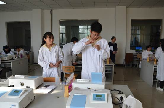 中原特色食品工程技術研究中心介紹 以工程技術服務助力現(xiàn)代農(nóng)業(yè)與食品產(chǎn)業(yè)升級